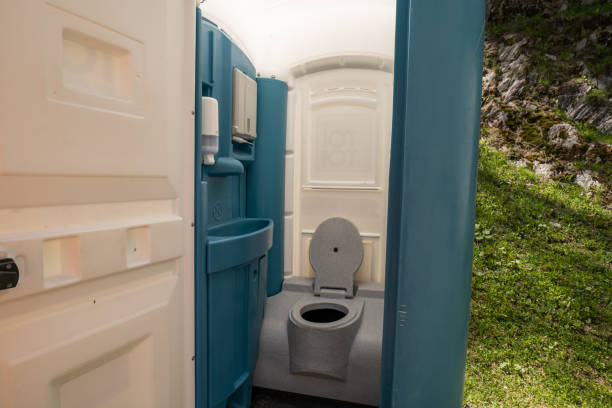 Best Sanitation services for porta potties  in Earlvle, IL